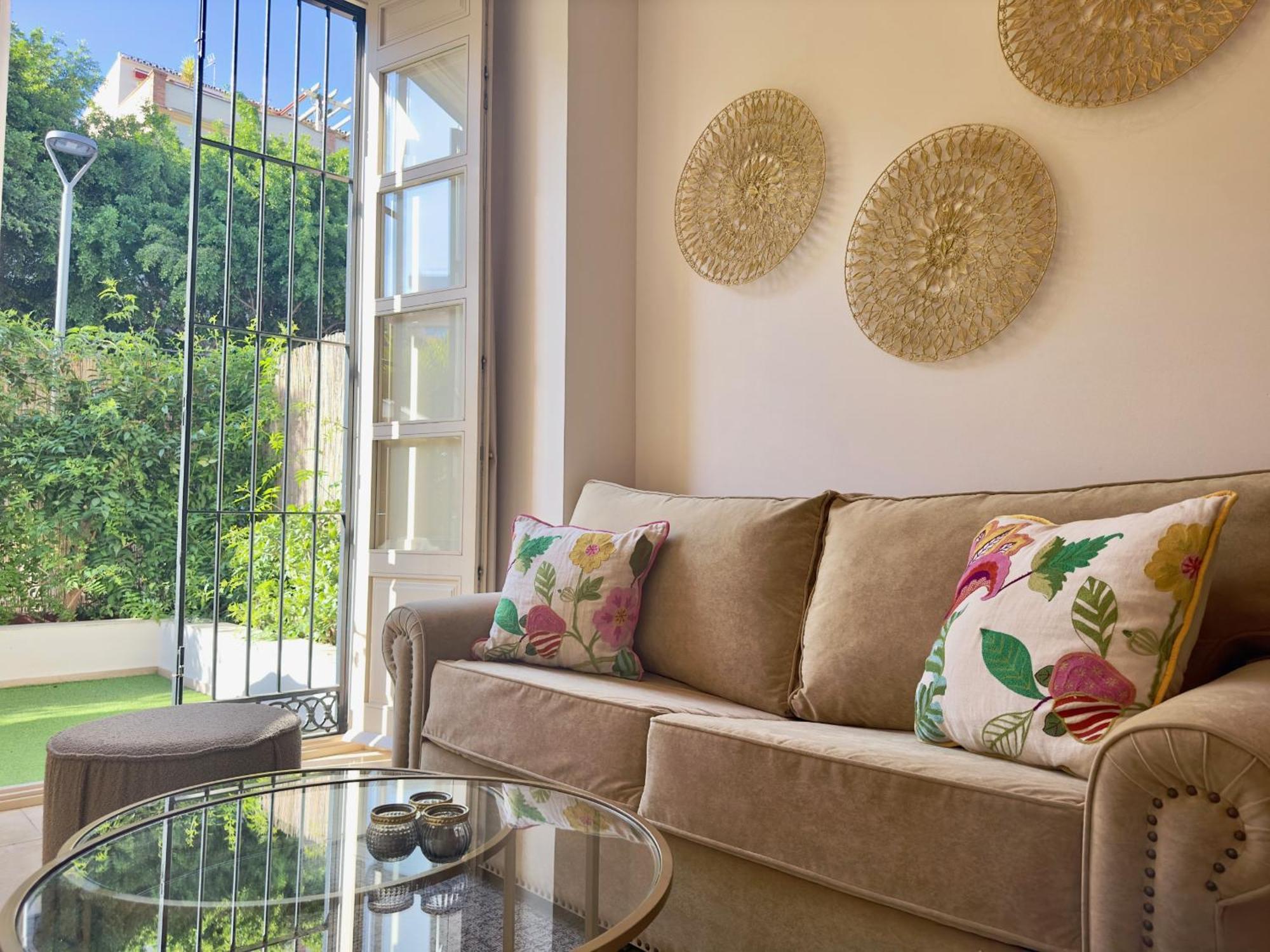 Urbe10 Pries Suite Malaga Exterior photo